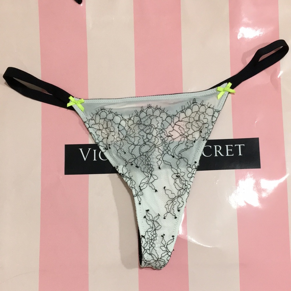 NWT Victoria's Secret Floral Lace Thong - Black and White with yellow bows.